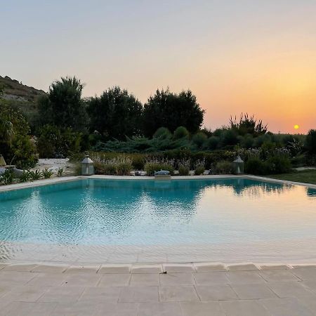 Sunset Oasis Villa L-Imgarr Bagian luar foto