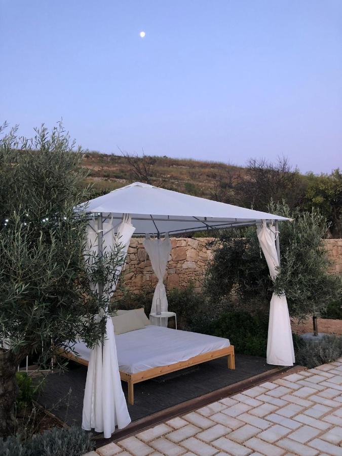 Sunset Oasis Villa L-Imgarr Bagian luar foto